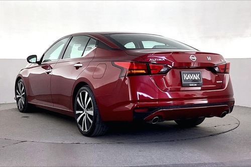 Nissan Altima SL Turbo | National Day Celebration | Guaranteed Warranty | 0 Down Payment