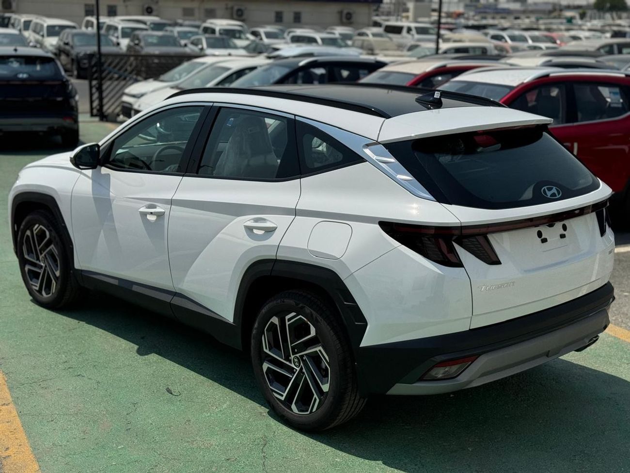 هيونداي توسون HYUNDAI TUCSON 1.6T - 2025 MODEL - WHITE COLOR