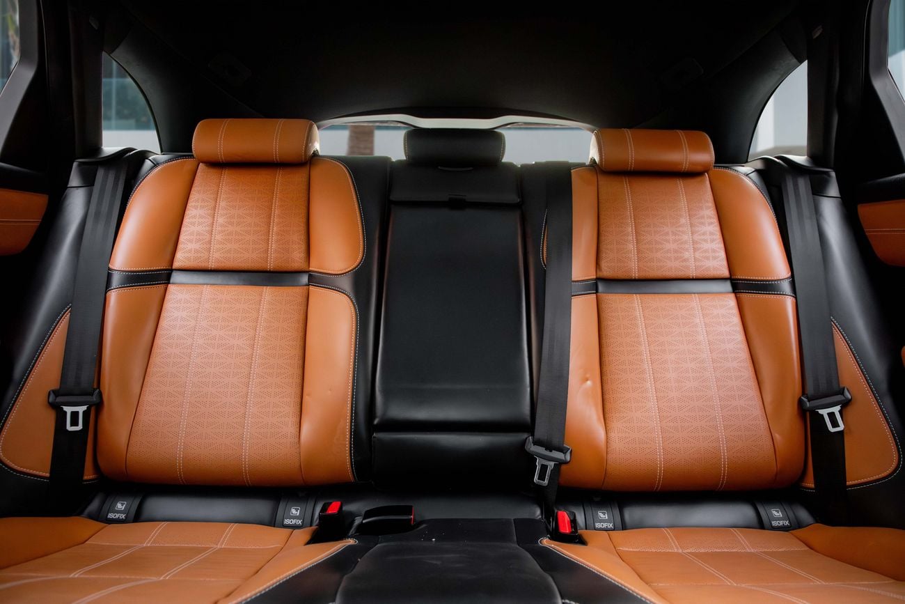 Land Rover Range Rover Velar R-Dynamic HSE Range Rover Velar | 2,546 P.M | 0% Downpayment | Land Rover Warranty!