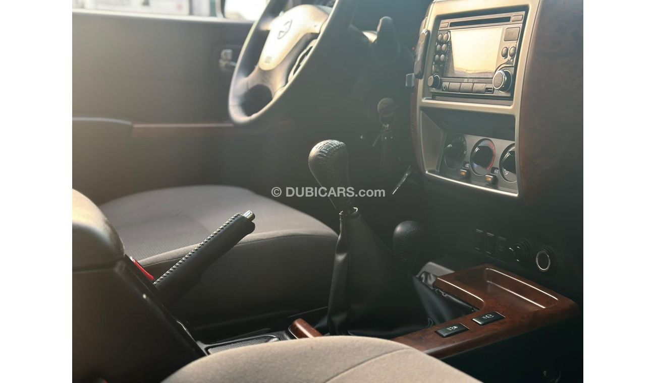 Nissan Patrol Safari