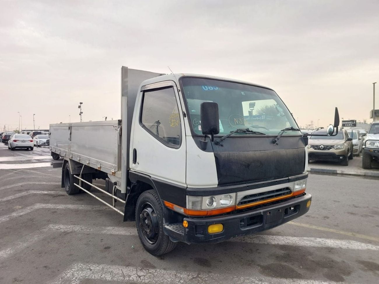 Mitsubishi Fuso Canter (RAMADAN OFFER) MITSUBISHI CANTER TRUCK RHD 1995 MODEL 4.5 L DIESEL MANUAL(PM03195)