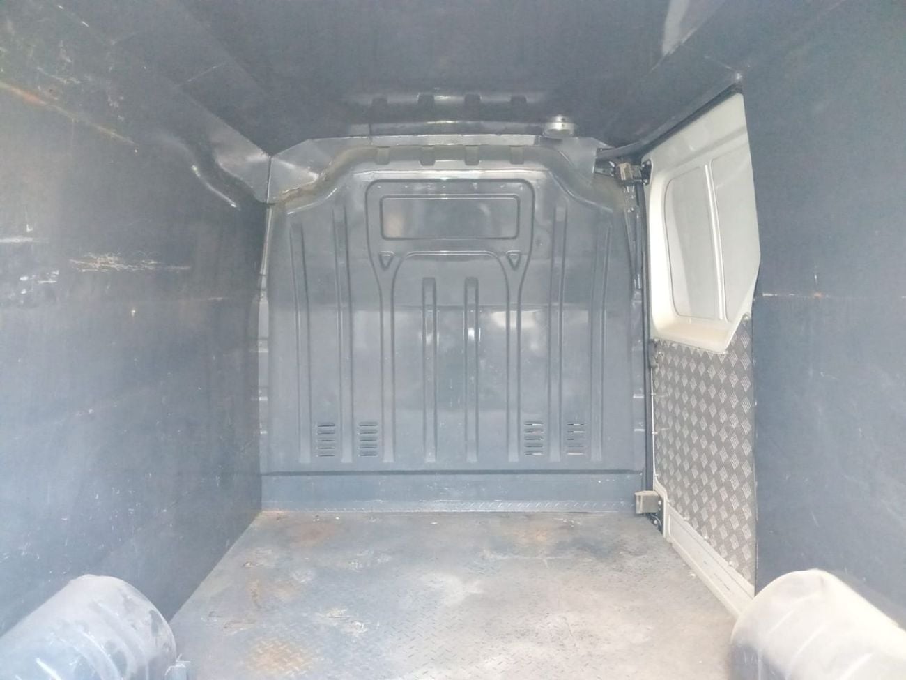 Renault Master 2.3L DIESEL DELIVERY VAN MANUAL TRANSMISSION