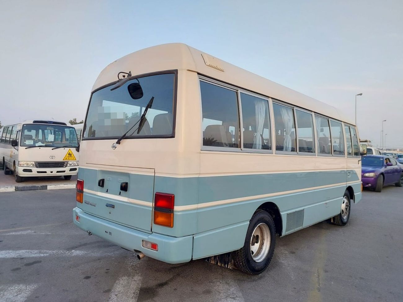 نيسان سيفيليان NISSAN CIVILIAN BUS RHD 1993 MODEL 3.5 L DIESEL MANUAL(PM30153)