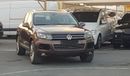 Volkswagen Touareg Volex wagan Touarag model 2011 GCC car full option panoramic roof leather seats back camera full ele