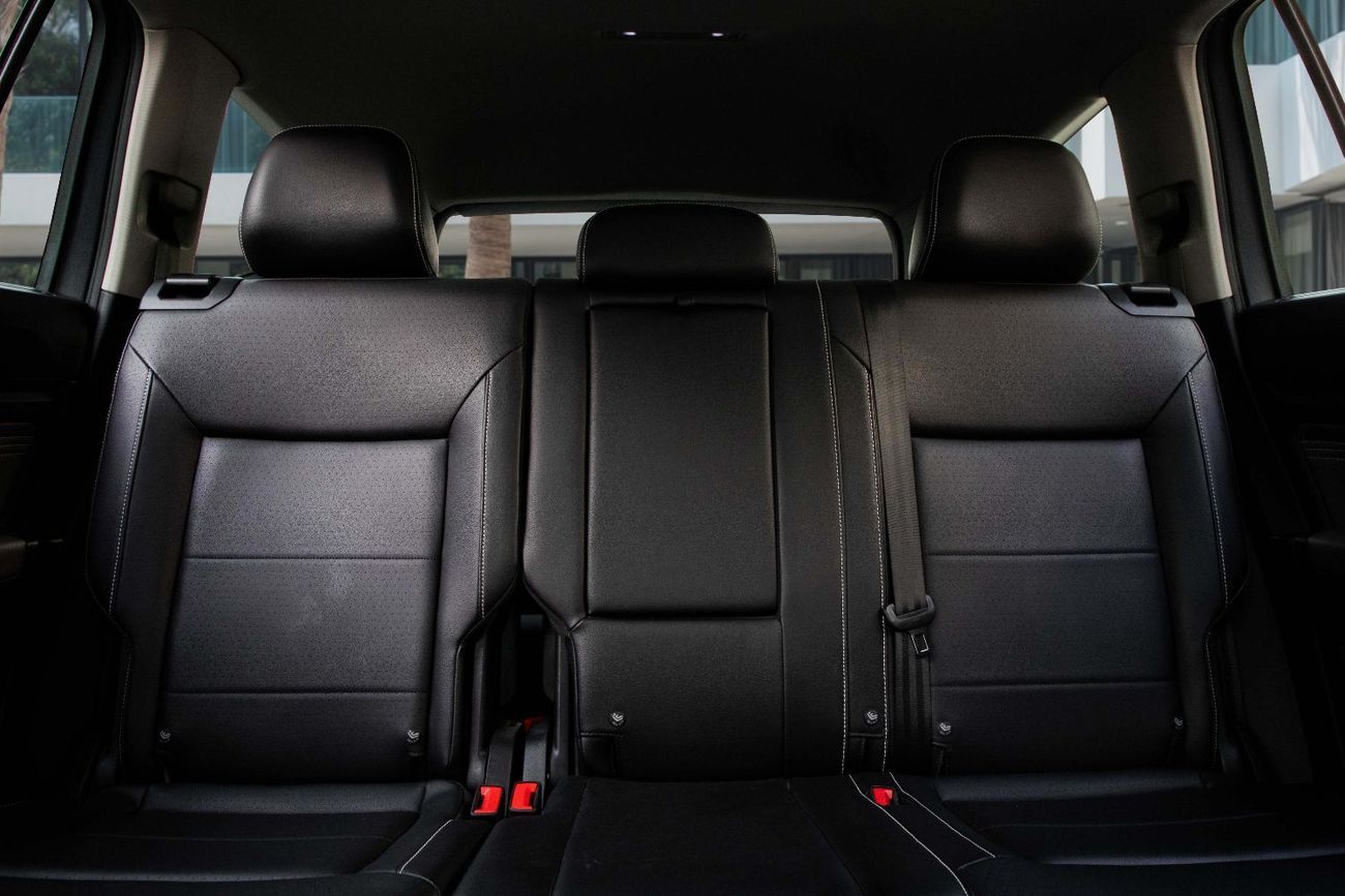 Volkswagen Teramont Comfortline | 2,252 P.M  | 0% Downpayment | IMPECCABLE!