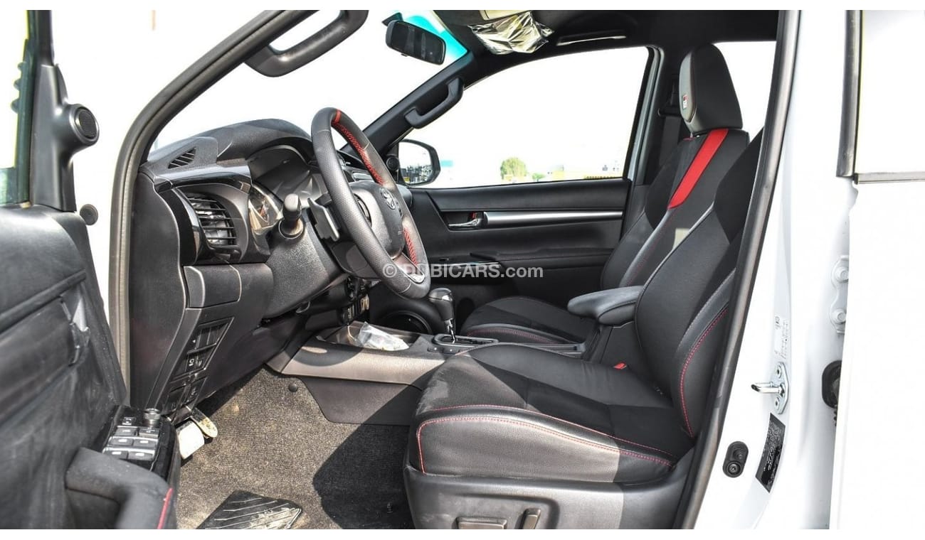 Toyota Hilux 2023 Toyota Hilux 4x4 DC 2.8 GR Sport D AT - White inside Black