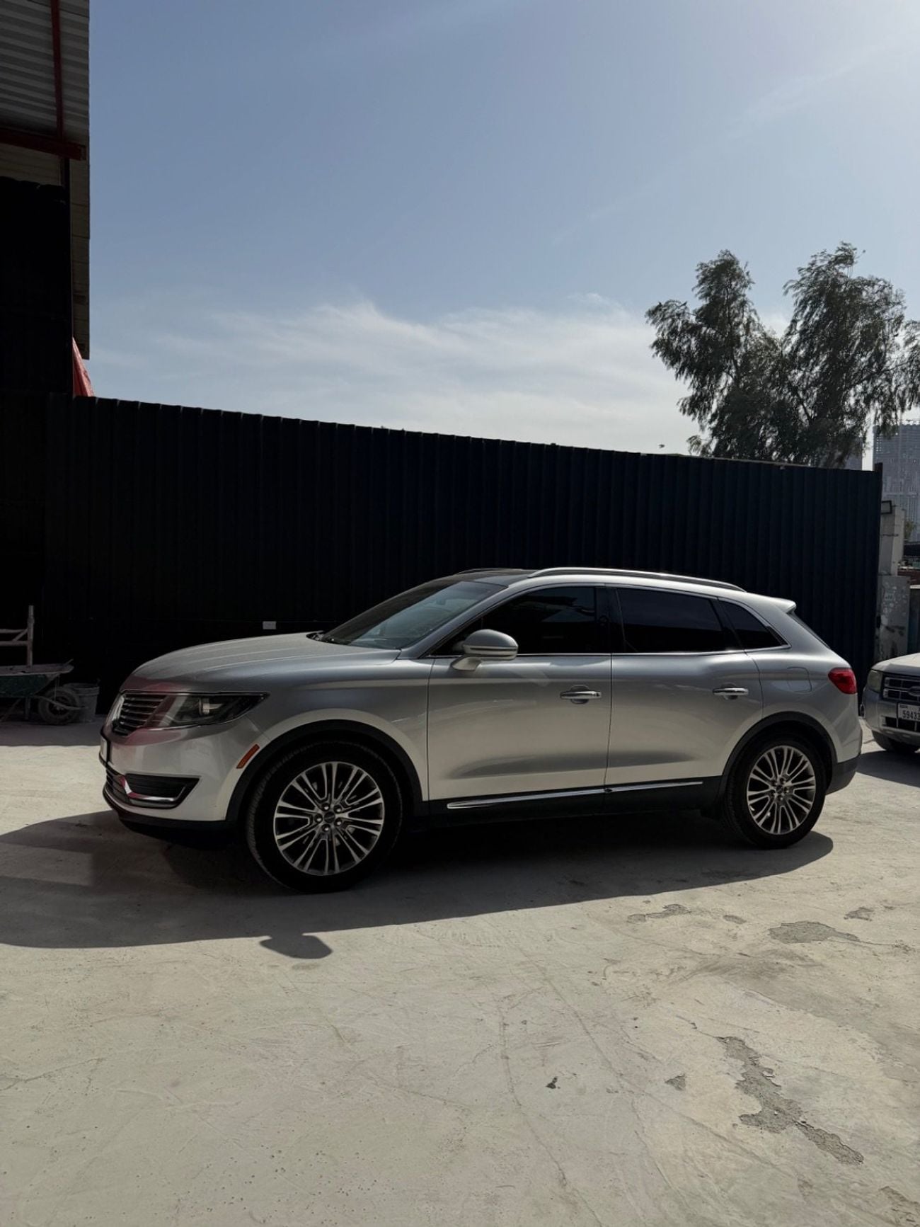 لينكولن ام كى اكس