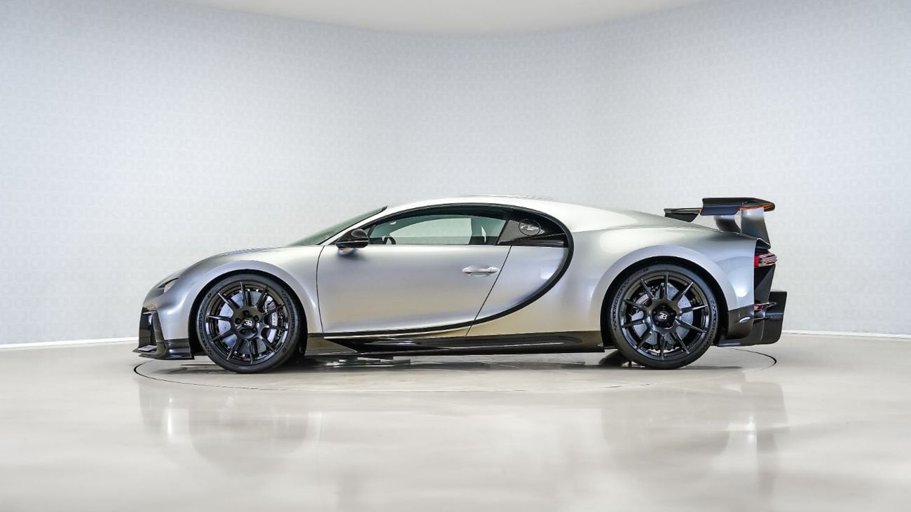 بوغاتي شيرون PUR SPORT PUR SPORT