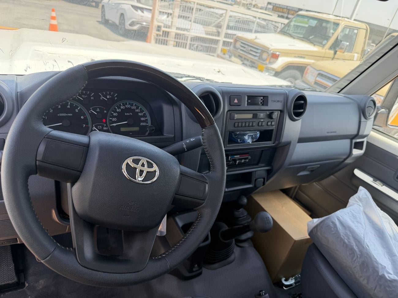 Toyota Land Cruiser Pick Up 2025 L/C Manual Petrol V6 4.0L
