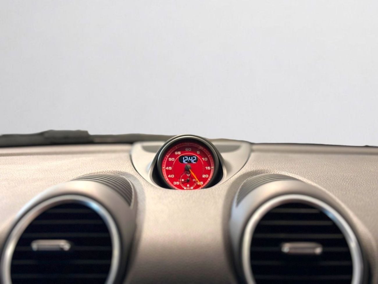 Porsche 718 Cayman AED 11,180 P.M | 0% DOWN PAYMENT | PORSCHE 718 CAYMAN GT4 RS | 4.0L NATURALLY ASPIRATED | 2023 | GCC