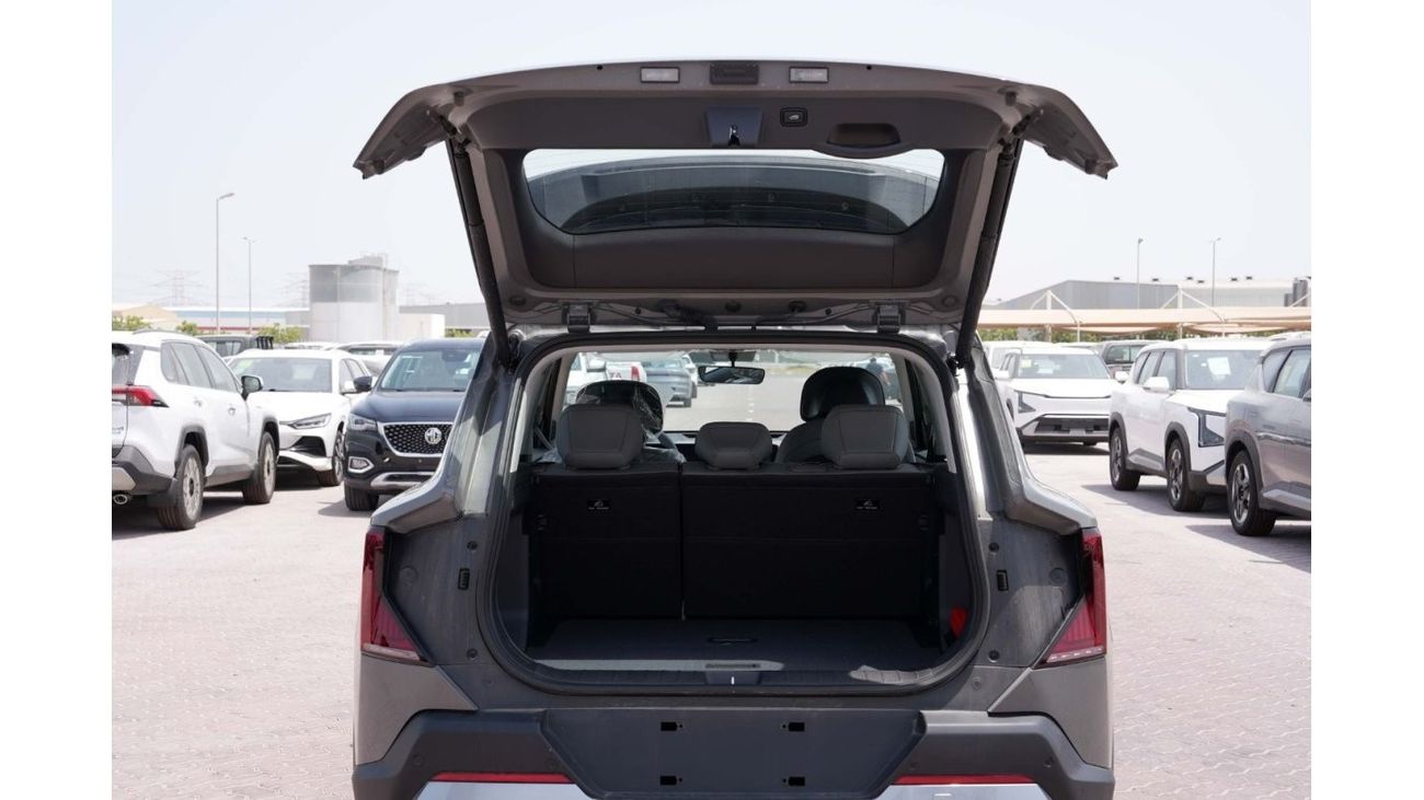 كيا EV5 2023 KIA EV5 AIR 530 - رمادي من الداخل رمادي | للتصدير فقط
