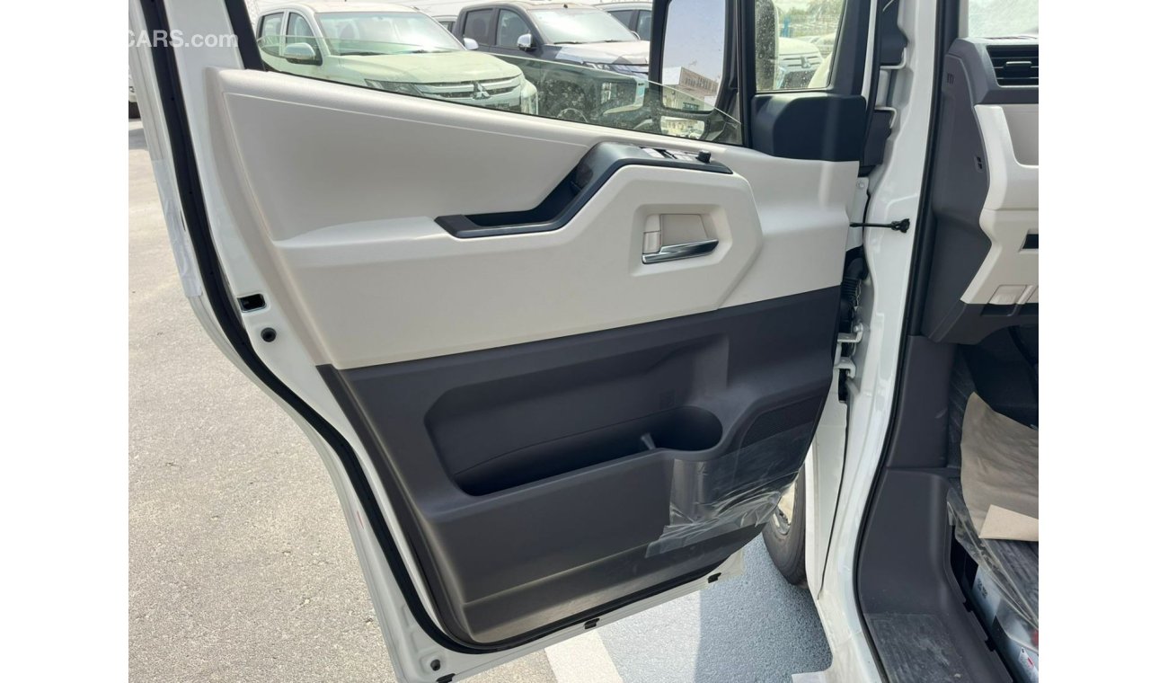 تويوتا هاياس TOYOTA HIACE 2.8L PETROL 2022 M/T