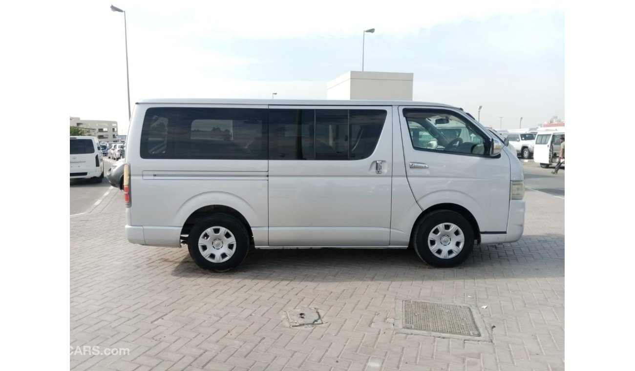 Toyota Hiace TOYOTA HIACE RIGHT HAND DRIVE (PM978)