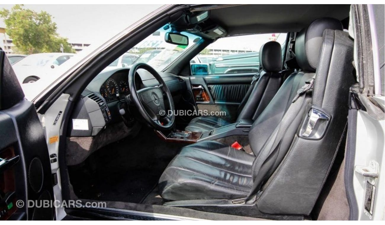 Mercedes-Benz SL 320