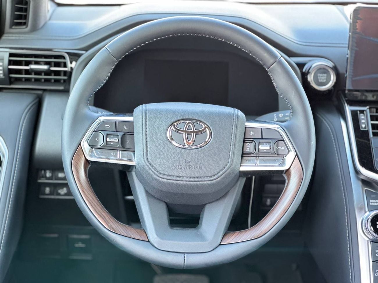 Toyota Land Cruiser GXR 3.3L DSL A/T // 2026 // High Option with Radar , DVD&Back Camera , JBL Sound System // Special O