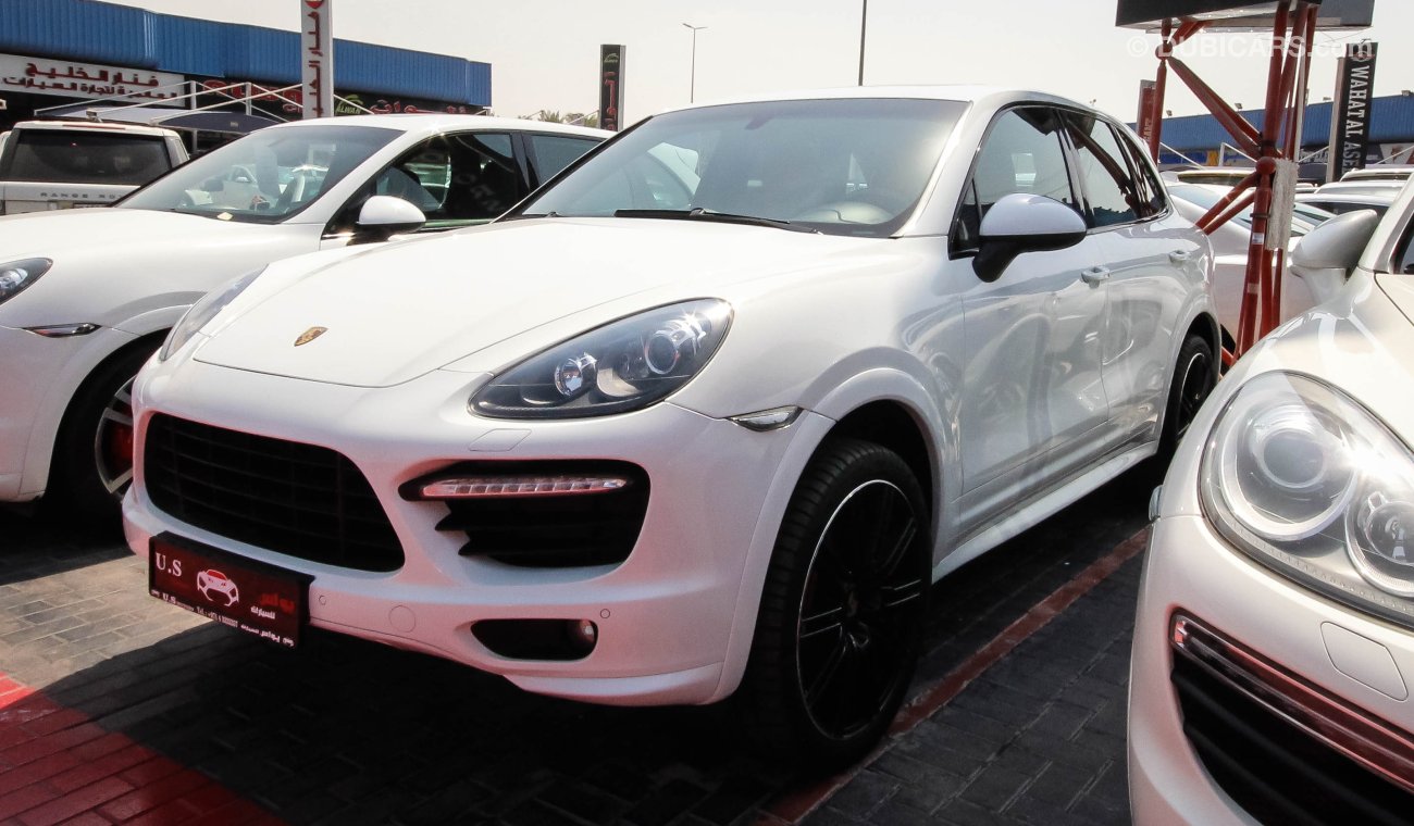 Porsche Cayenne GTS