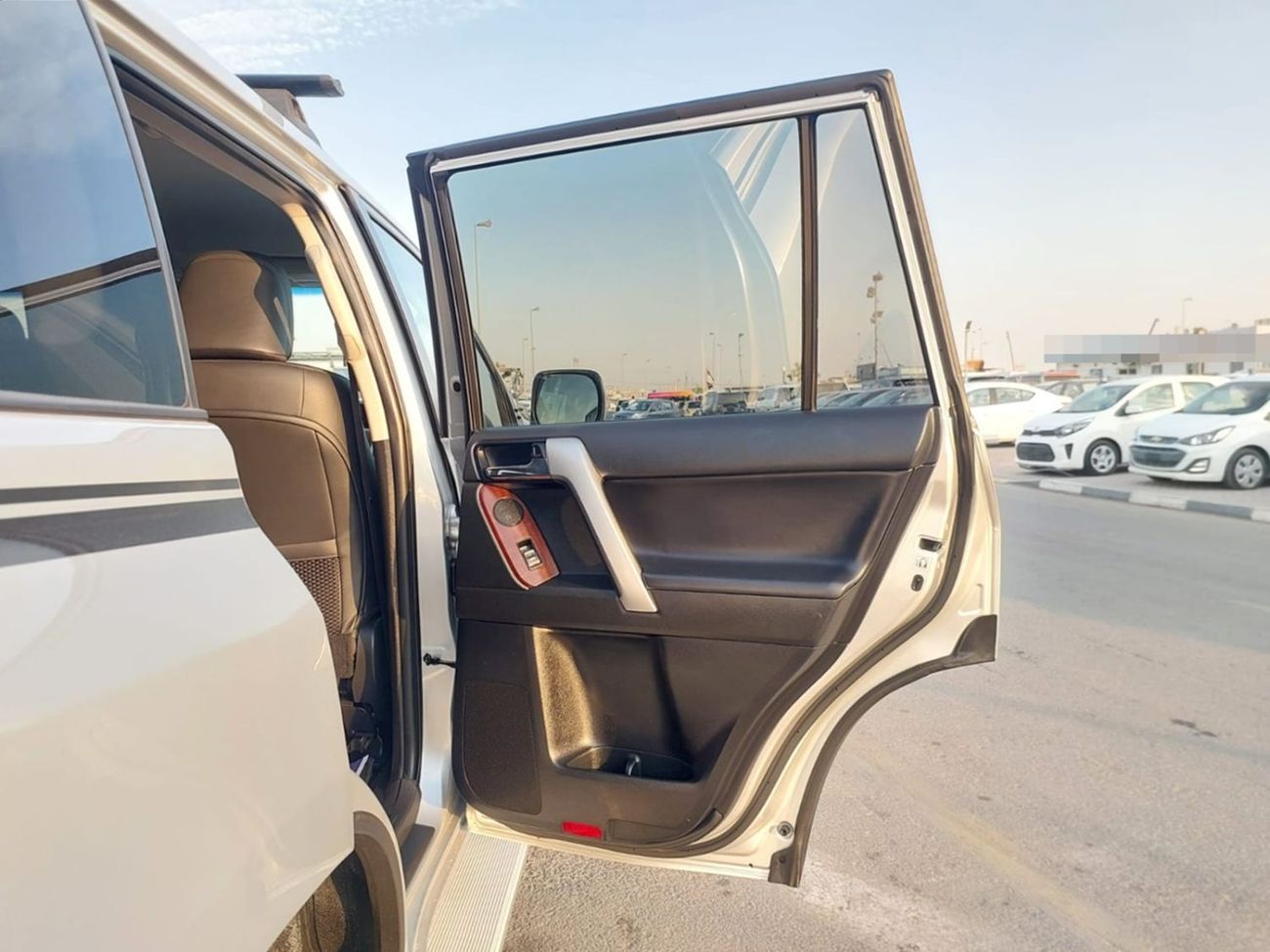 تويوتا لاند كروزر TOYOTA LAND CRUISER PRADO SUV RHD 2016 MODEL 2.8 L DIESEL AUTOMATIC(PM43662)