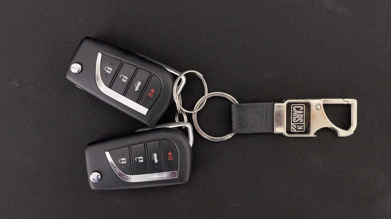 تويوتا كامري S 2.5 | بدون دفعة مقدمة | اختبار القيادة في المنزل