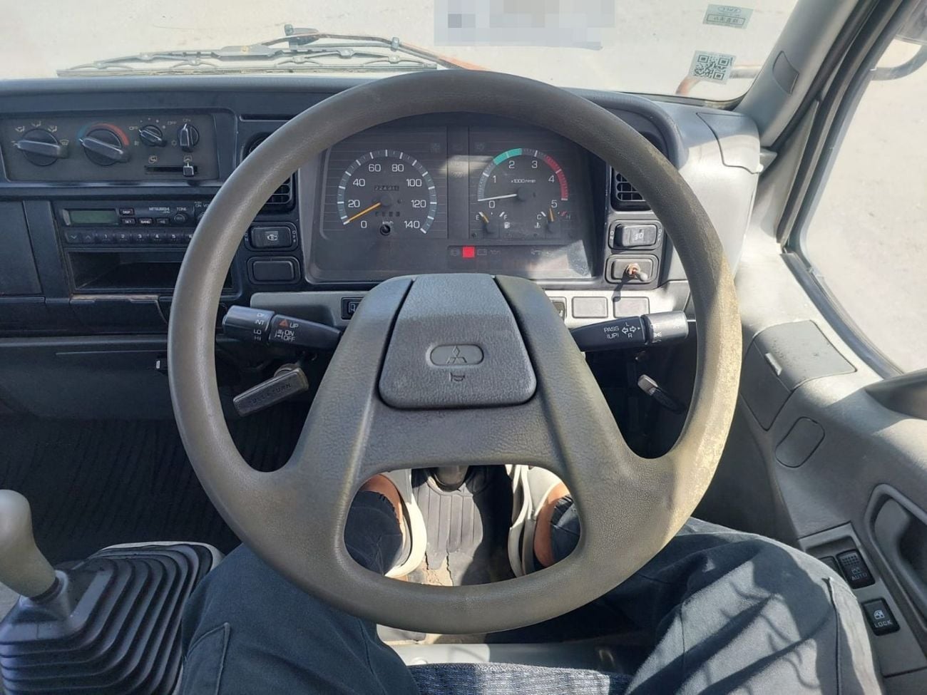 Mitsubishi Fuso Canter MITSUBISHI CANTER TRUCK RHD 1995 MODEL 4.5 L DIESEL MANUAL(PM02304)