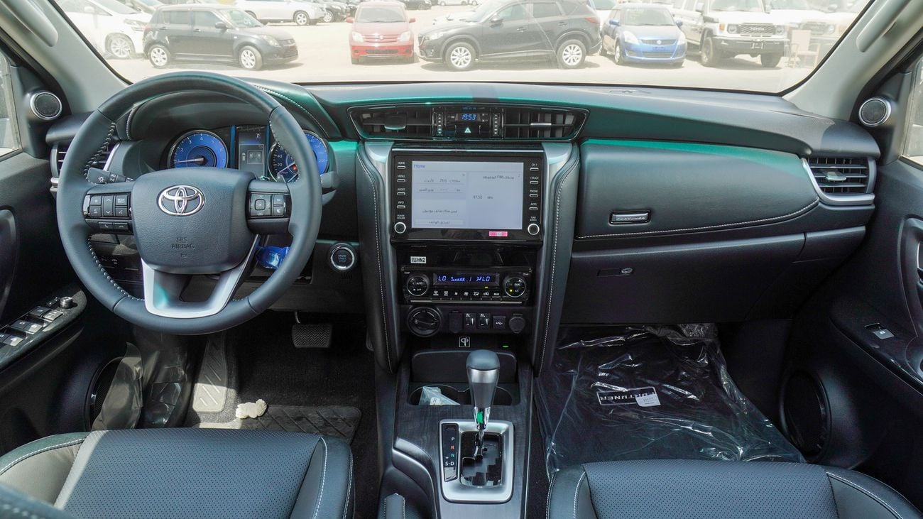 Toyota Fortuner SR5 4.0L V6