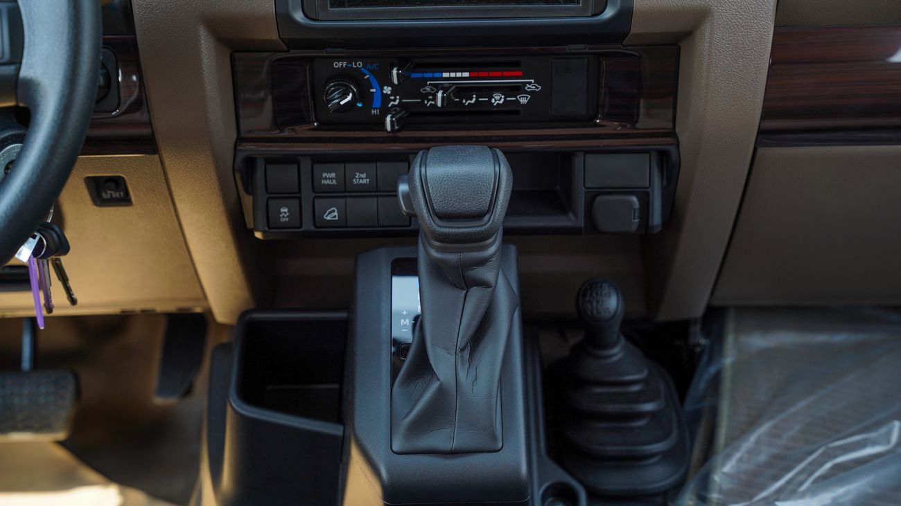 Toyota Land Cruiser Pick Up TOYOTA Land Cruiser 79 4.0 DC – Basic + Diff Lock