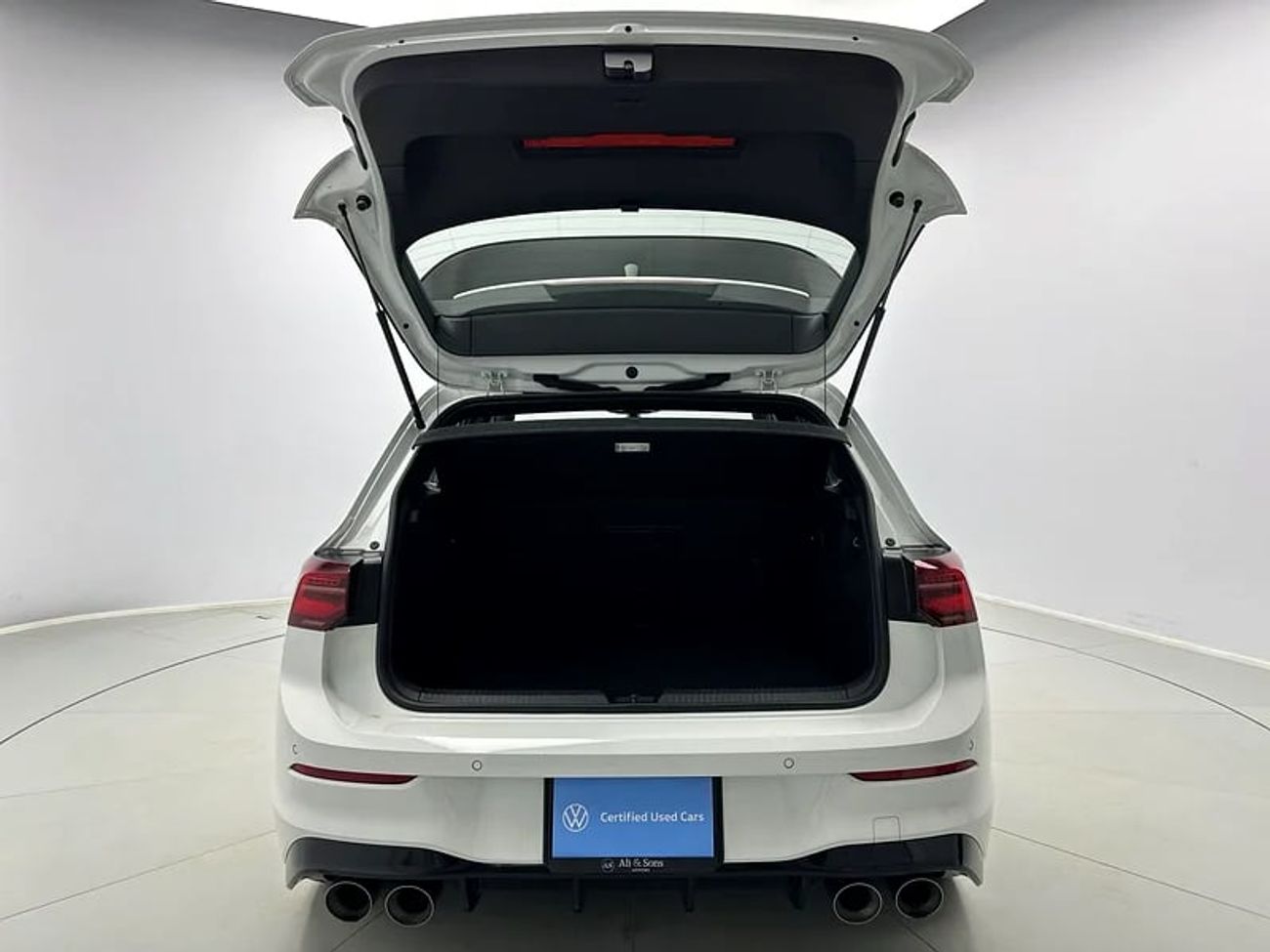 Volkswagen Golf R R 2.0L R