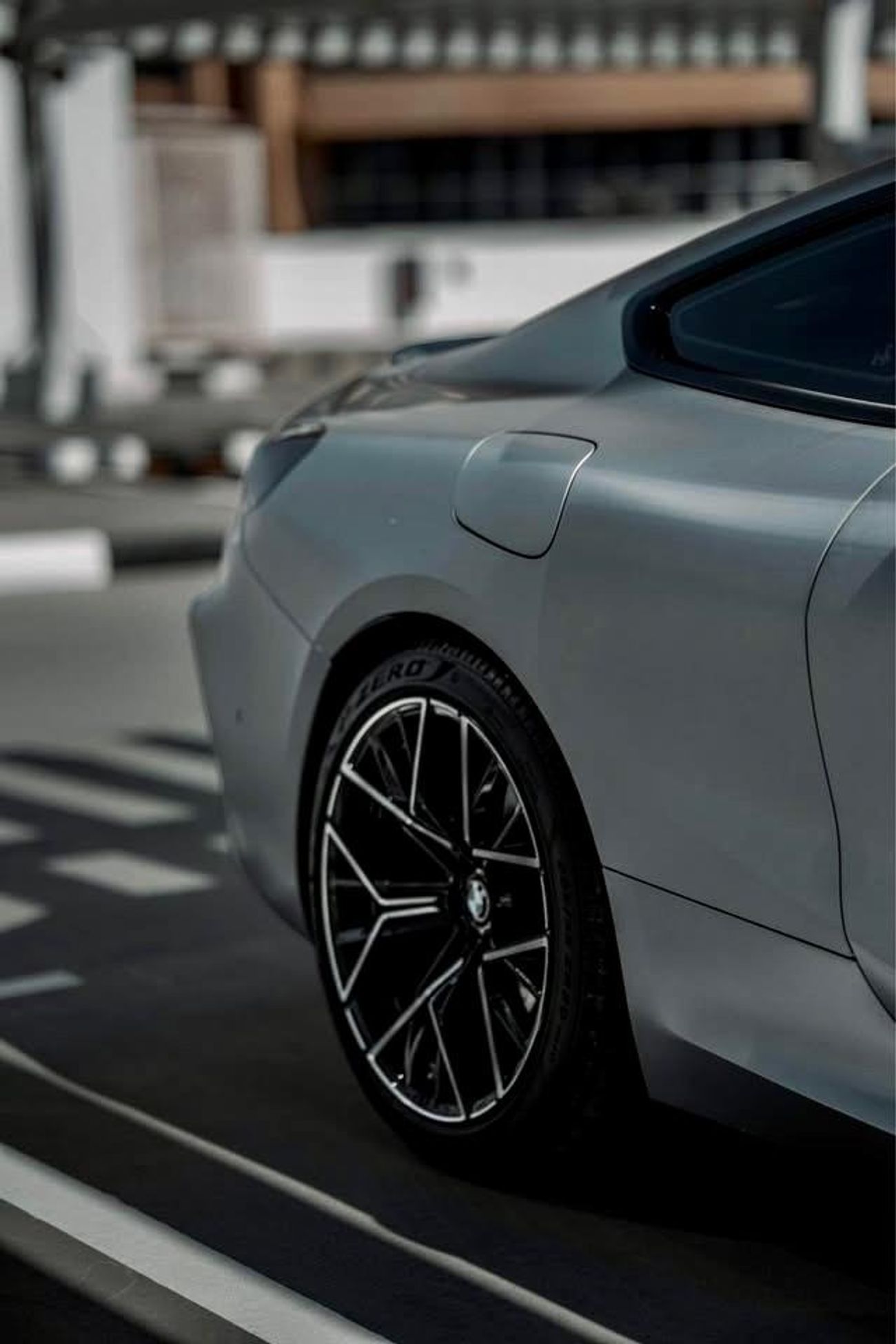 BMW M8 Competition 4.4L (617 HP)