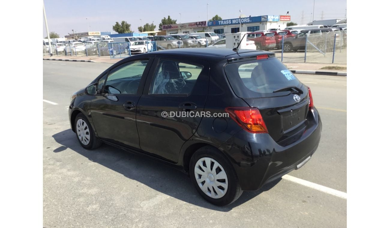 تويوتا يارس TOYOTA YARIS 2017 BLACK