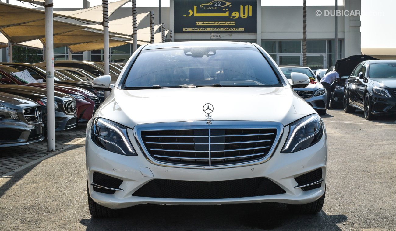 Mercedes-Benz S 550 One year free comprehensive warranty in all brands.