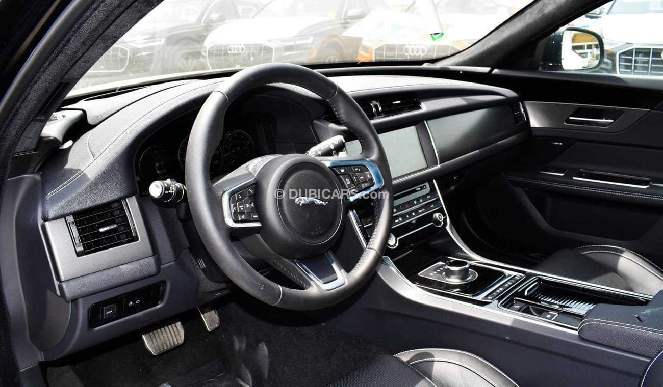 Jaguar XF 25t AWD