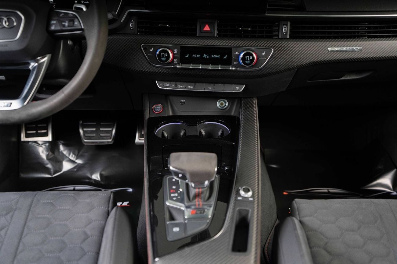 Audi RS5 STANDARD Competition Package-RS Carbon Fiber Sports Seats-Al Nabooda service contract