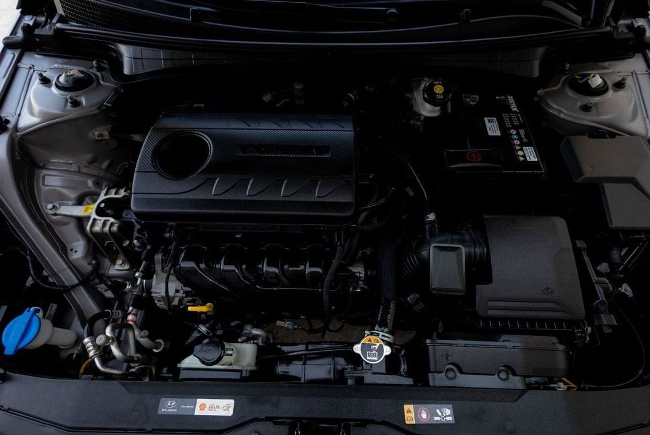 Hyundai Elantra Smart 1.6L