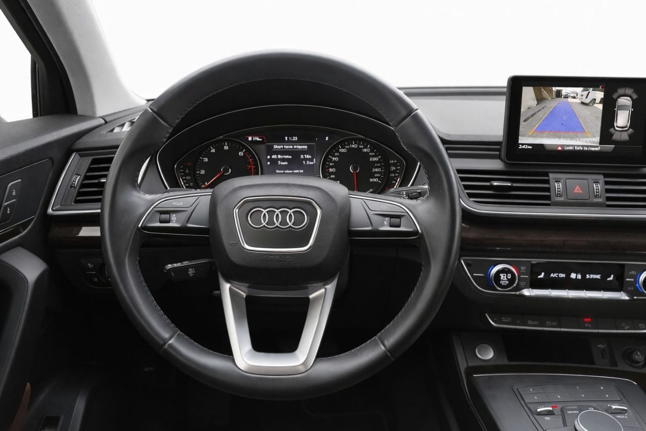 Audi Q5 45 TFSI Quattro 2.0L  l AED 1,665 P.M l 0% Down Payment l Quattro l 1 Year Warranty