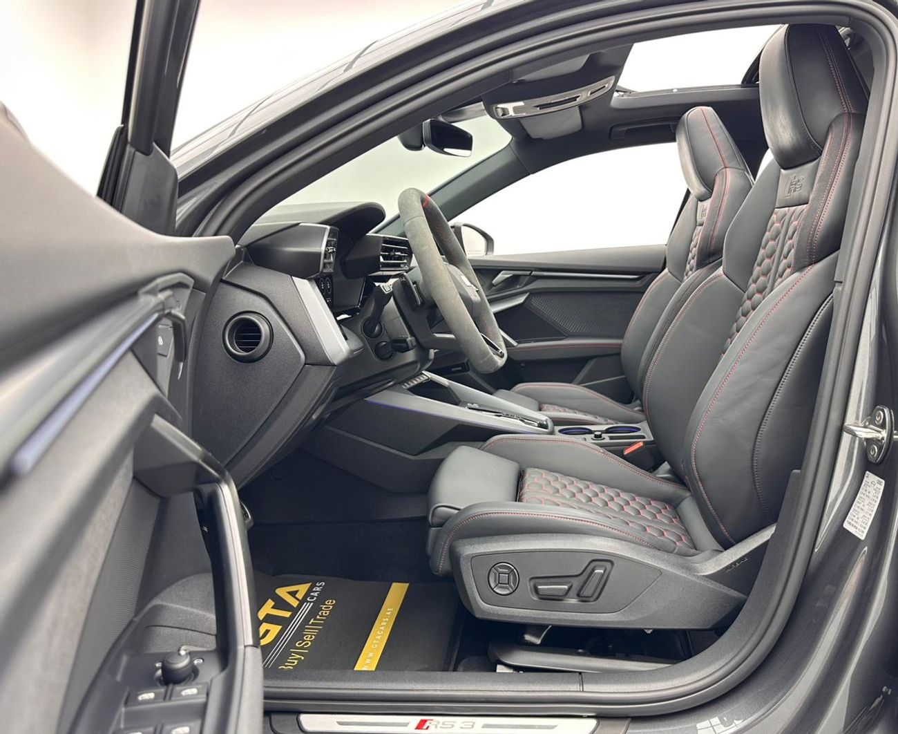 أودي RS3 2025 Audi RS3 Quattro, FEB 2030 Audi Warranty + Service Contract, Full Audi Service History, GCC