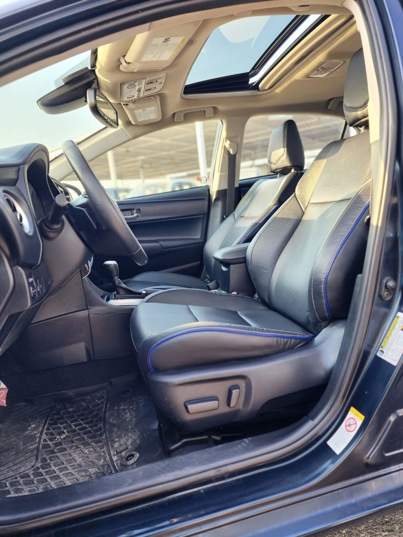 Toyota Corolla TOYOTA COROLLA XSE 2018 FULL OPTION