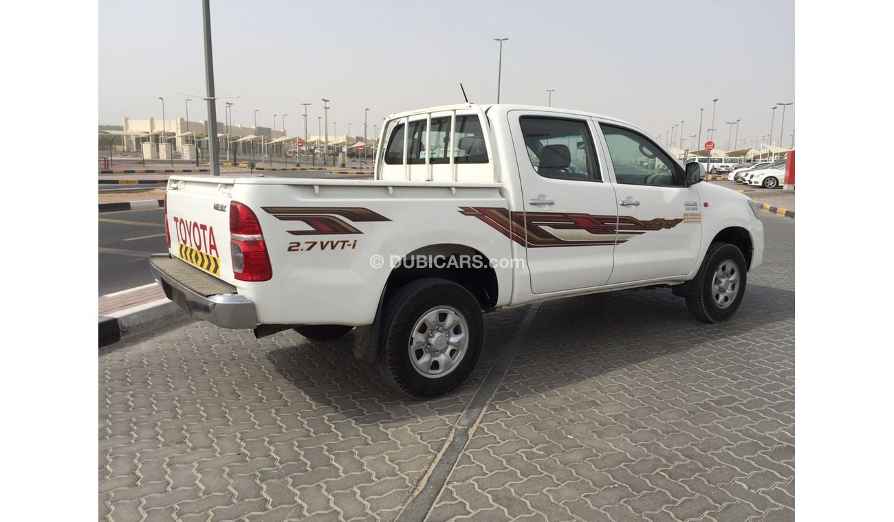 Toyota Hilux 4X4 DOUBLE CABIN