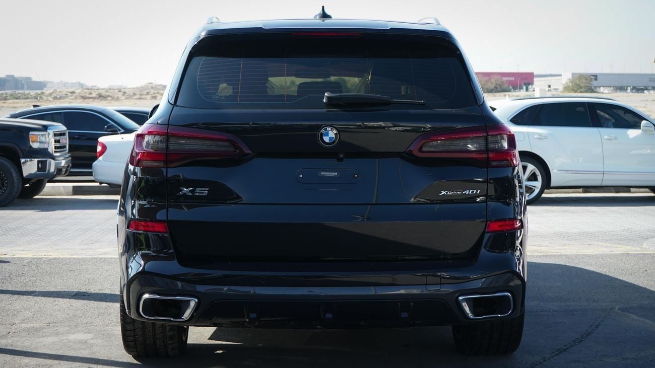 بي أم دبليو M5 X Drive 40 i