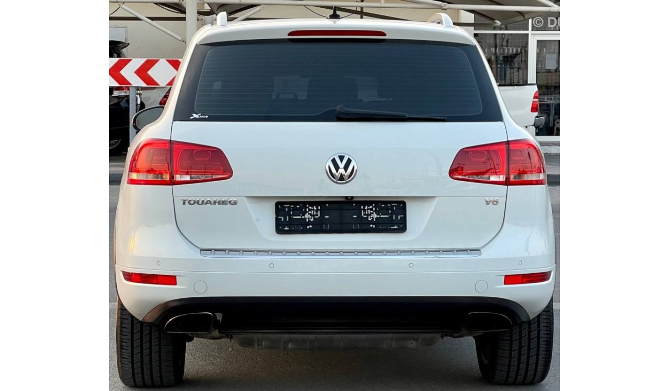 Volkswagen Touareg SEL Volkswagen Touareg GCC 2014 full option in excellent condition