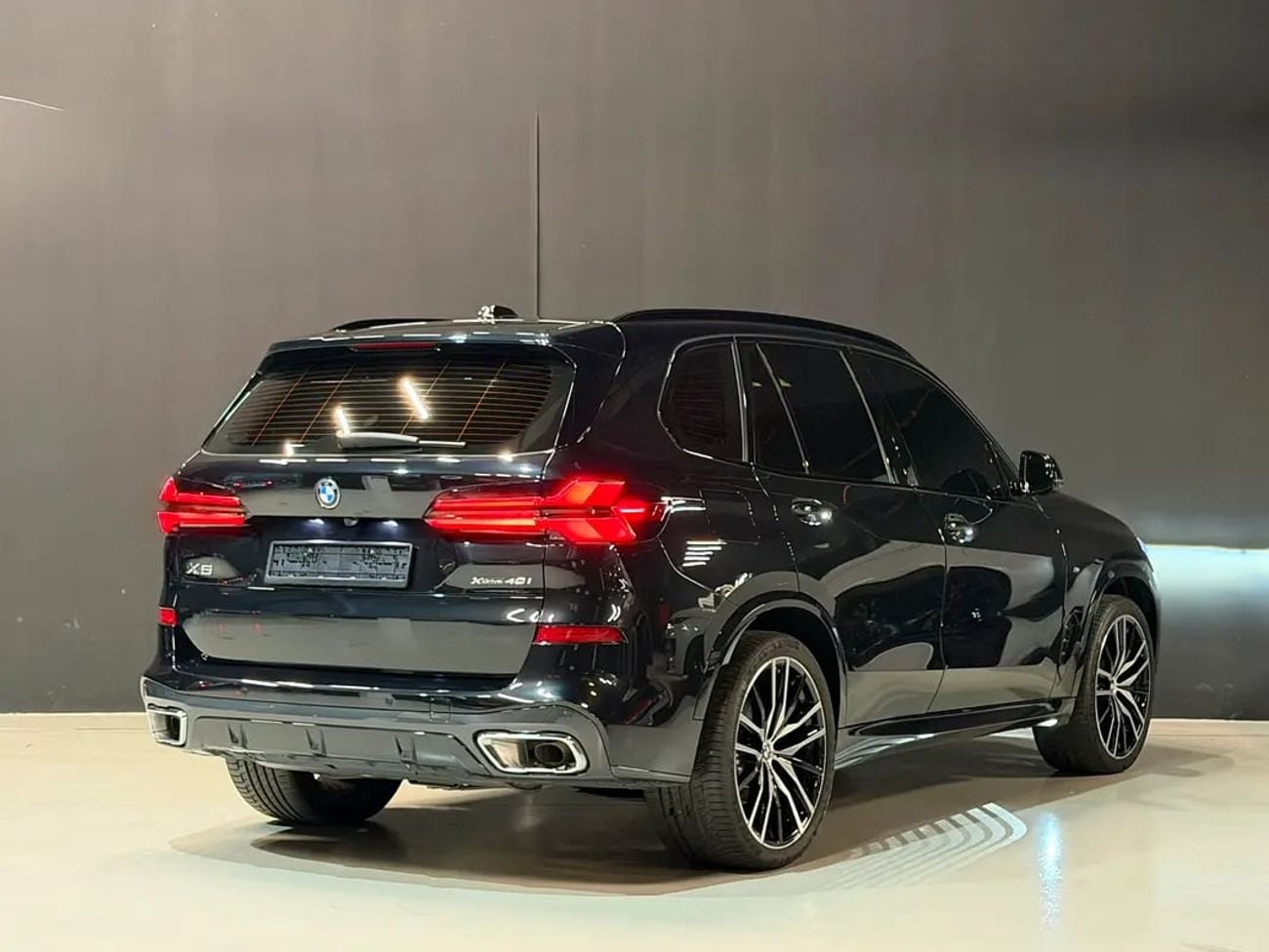 بي أم دبليو X5 XDRIVE40i M SPORT xDRIVE 40i M-SPORT GCC FHS