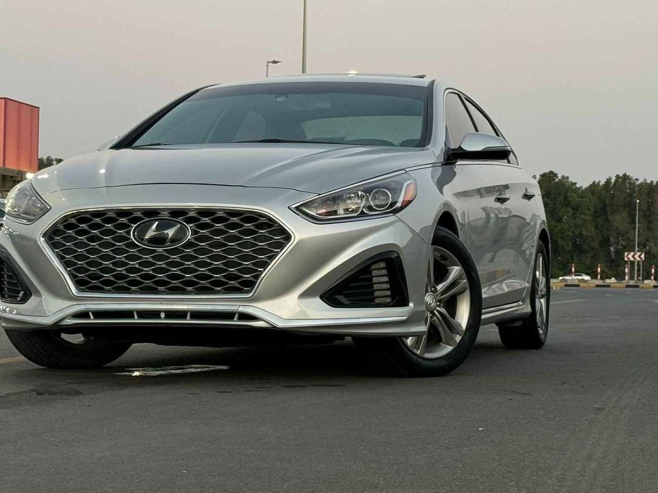 Hyundai Sonata Sport In excellent condition and requires no expenses