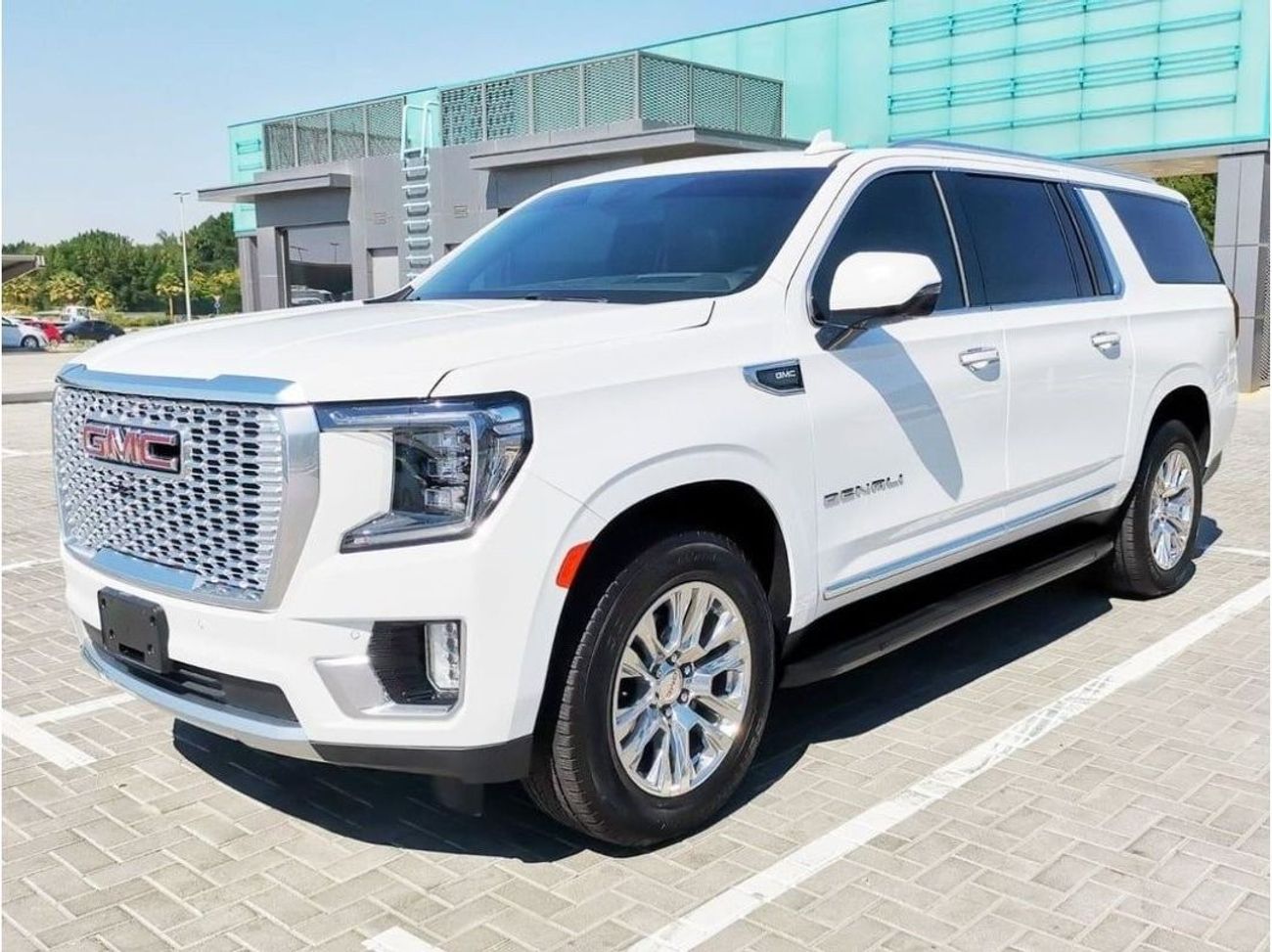 GMC Yukon GMC Denali - 2021 - White