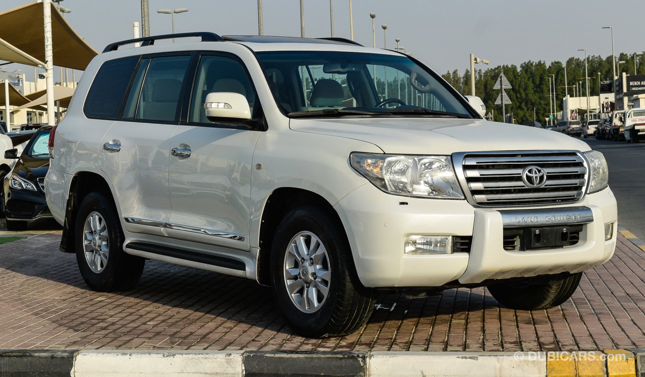 Toyota Land Cruiser GXR V8