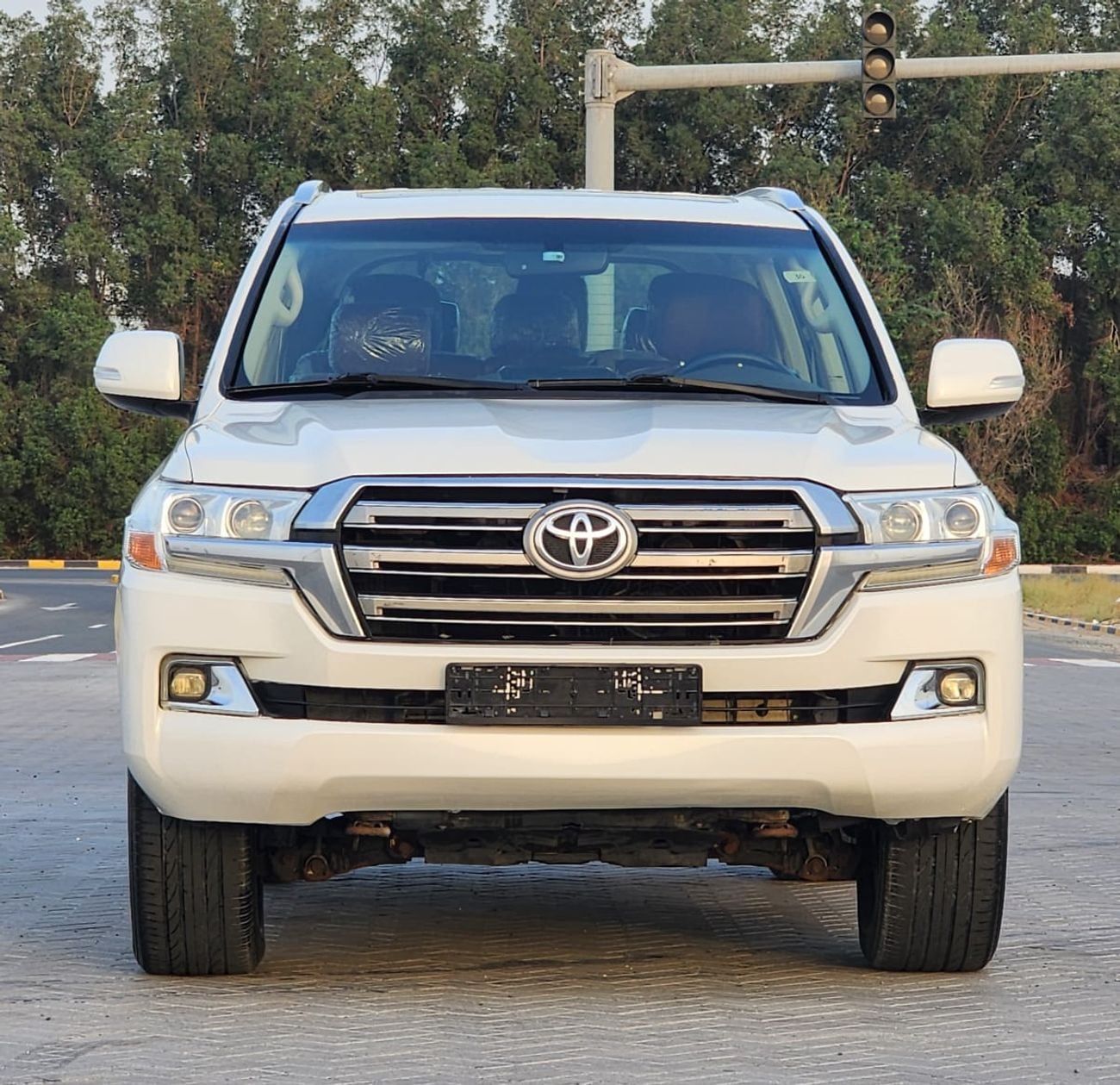 Toyota Land Cruiser GXR V6