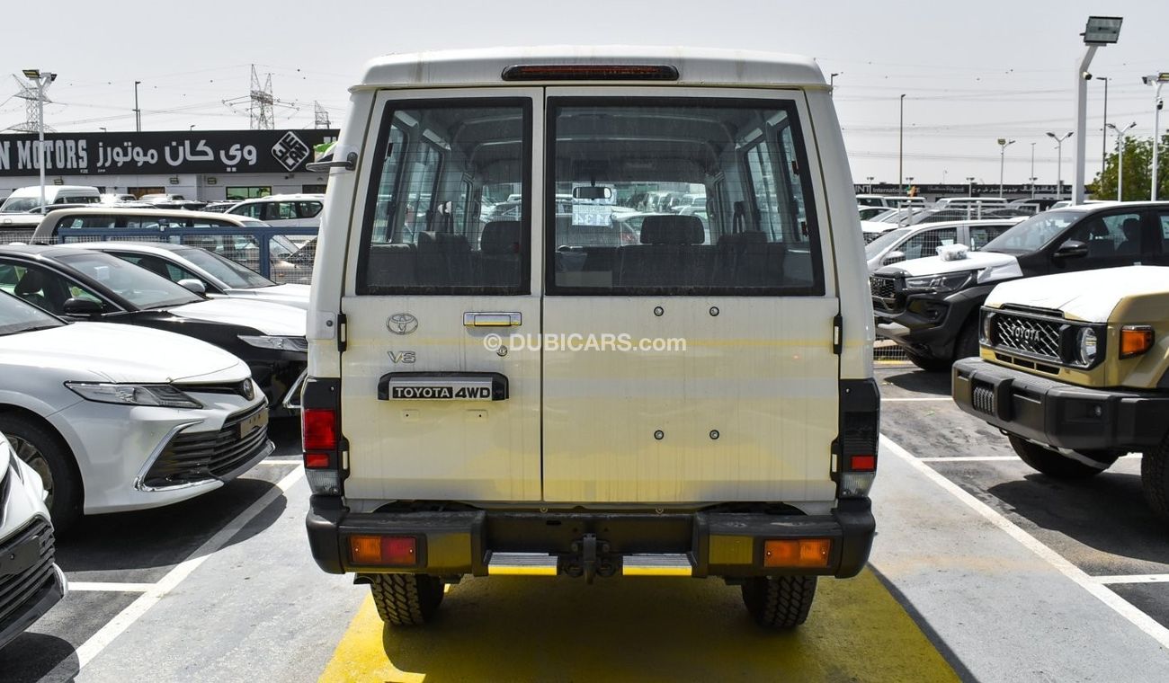 Toyota Land Cruiser 70 4.0L V6 Petrol