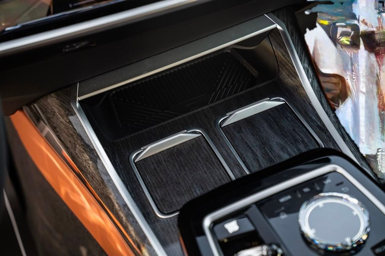 BMW 735i M SPORT INDIVIDUAL