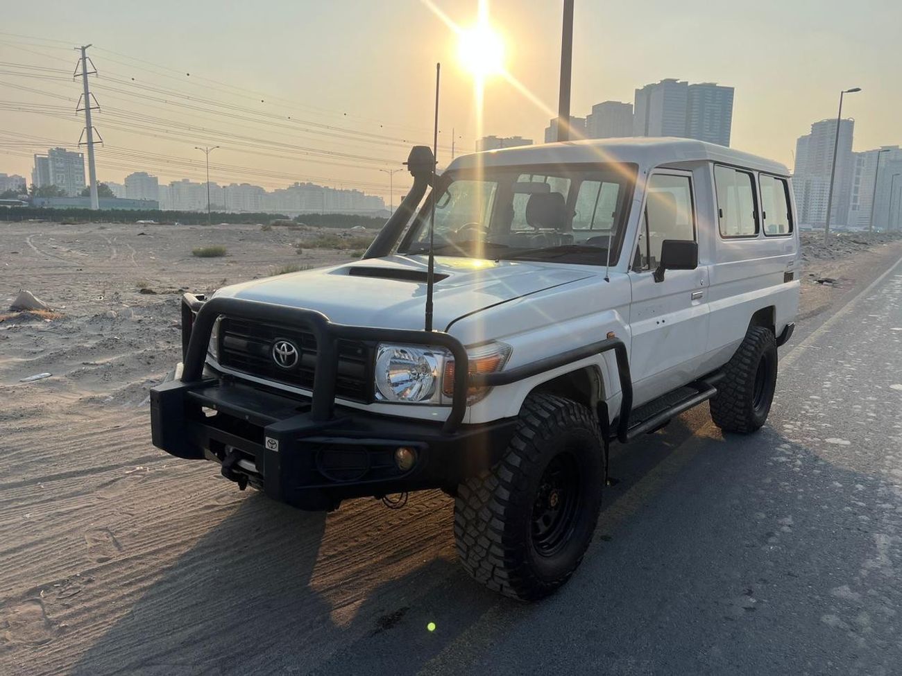 تويوتا لاند كروزر 70