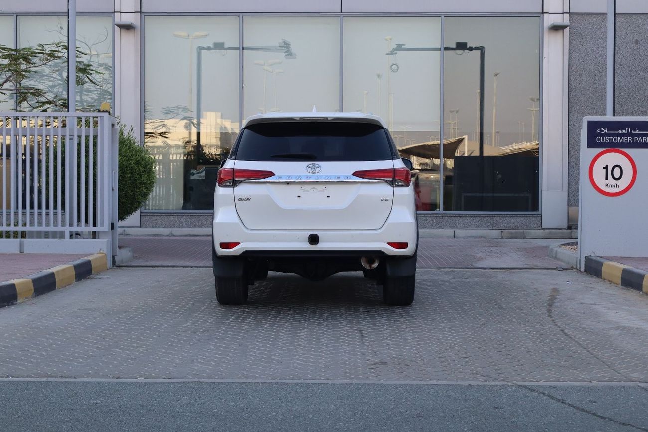 Toyota Fortuner GXR GCC V6