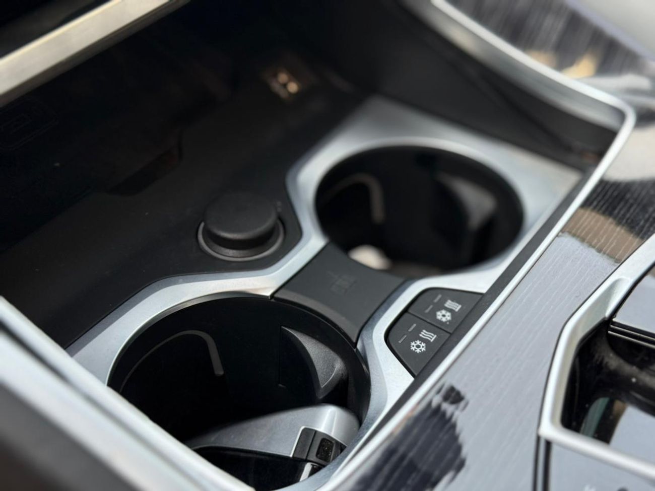 BMW X6 xDrive40i Luxury M Sport Package 3.0L