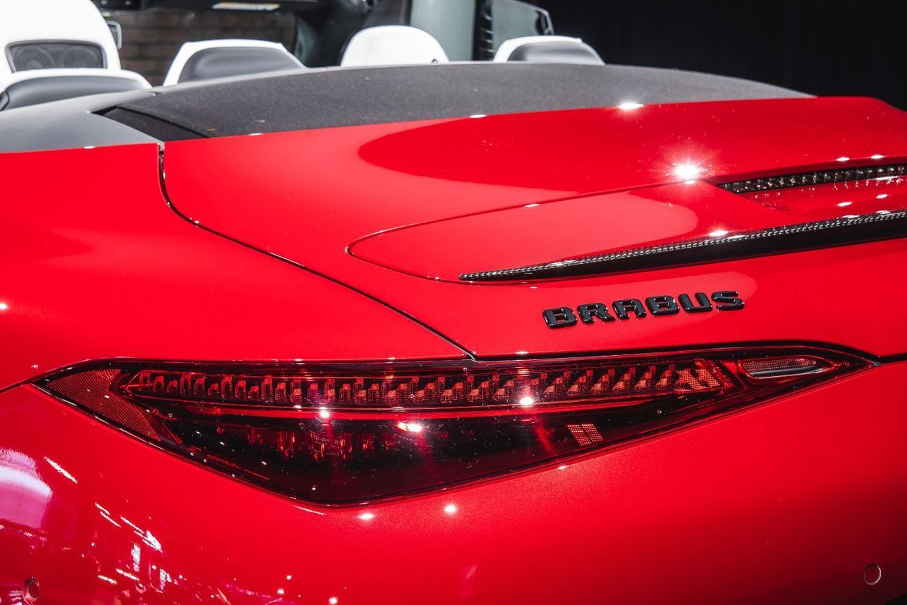 Mercedes-Benz SL 63 AMG Ceramic Brakes + Lift + Burmester 3D + Wheels R21