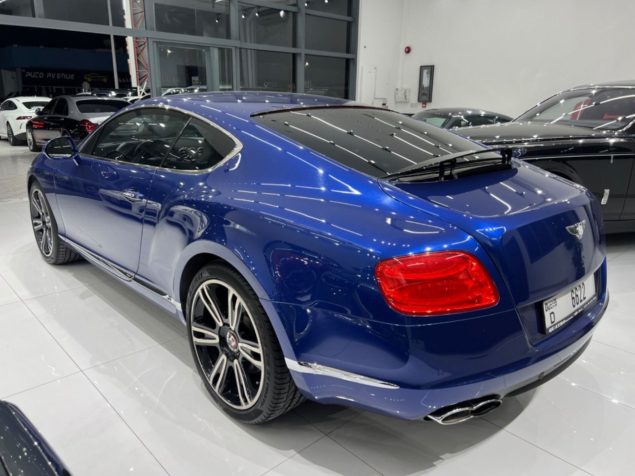 بنتلي كونتيننتال جي تي